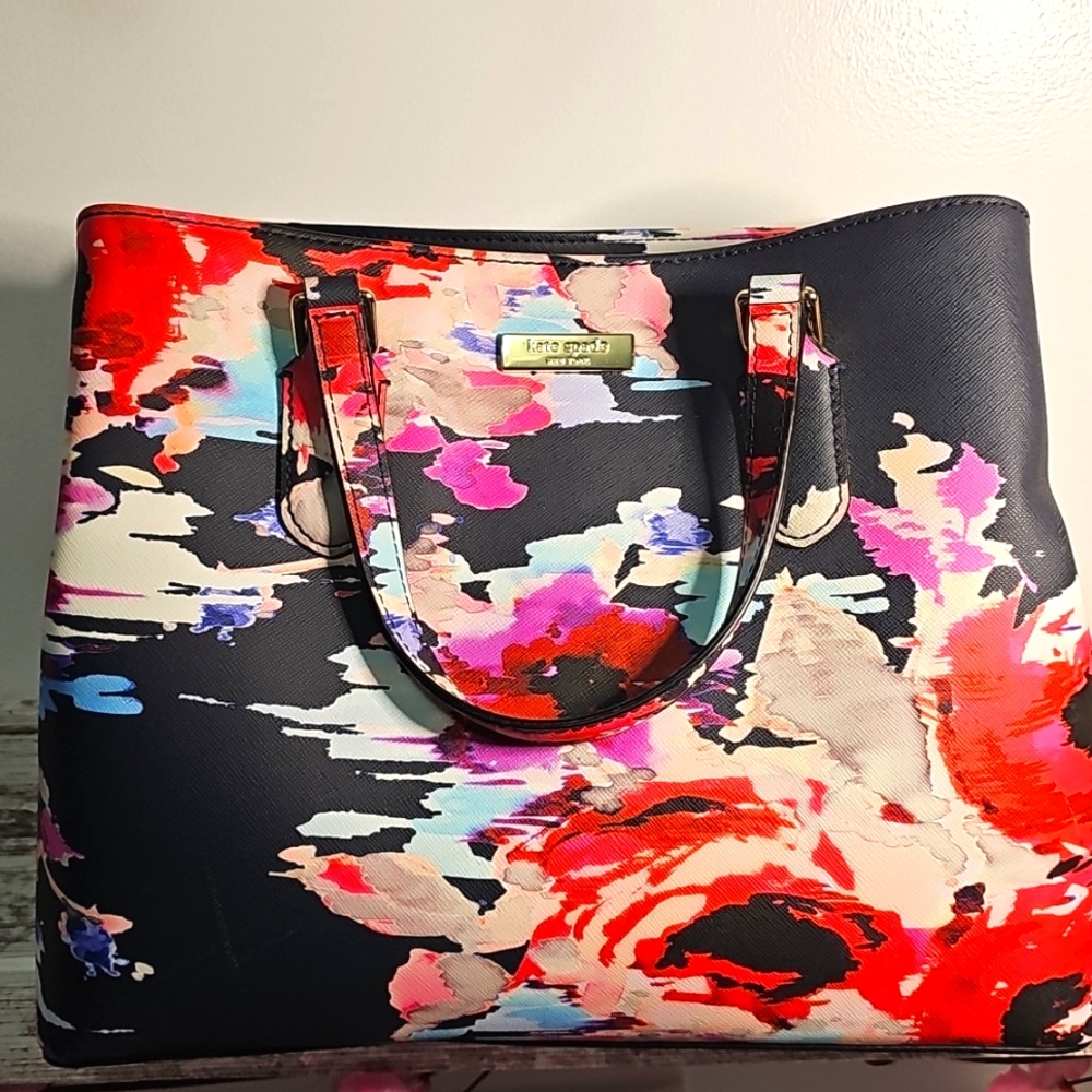 NEW Kate Spade Laurel Way Evangelie Bag